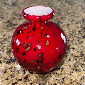 Elegant Red and Gold Murano Glass Vase